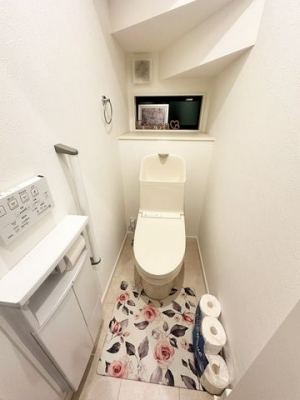 �g�C���@�E�H�V�����b�g�t��