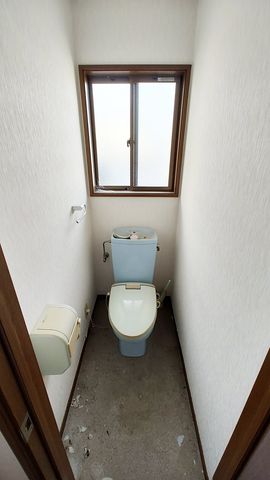 �É����ɓ��̍��s�Ó� �̒��È�ˌ��Ẵg�C��