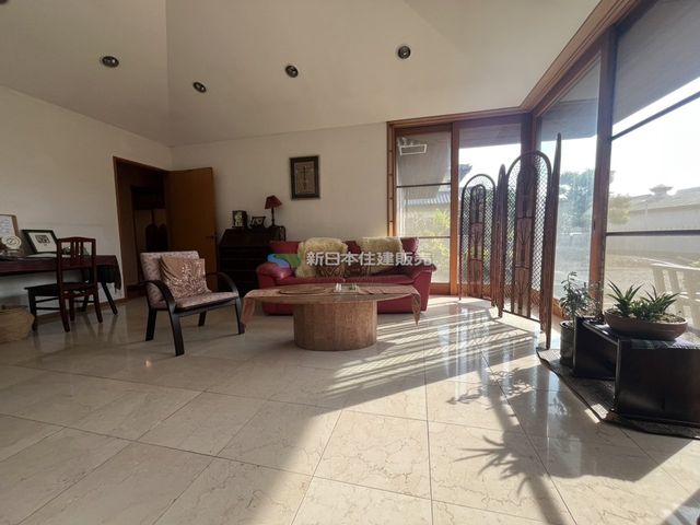 �É������Îs���ŘH �̒��È�ˌ��Ẵ��r���O